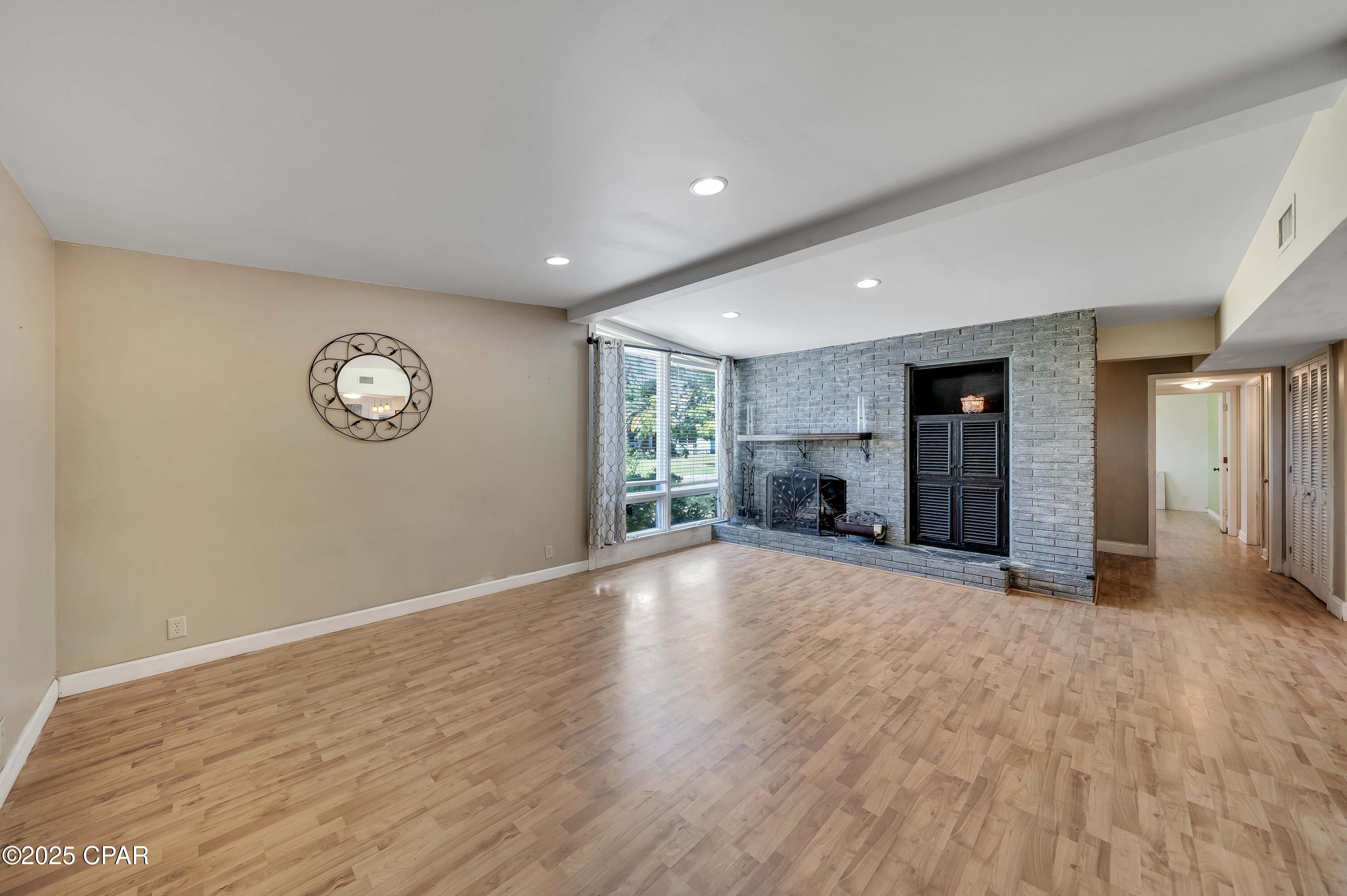Woodlawn Unit 1 - Residential