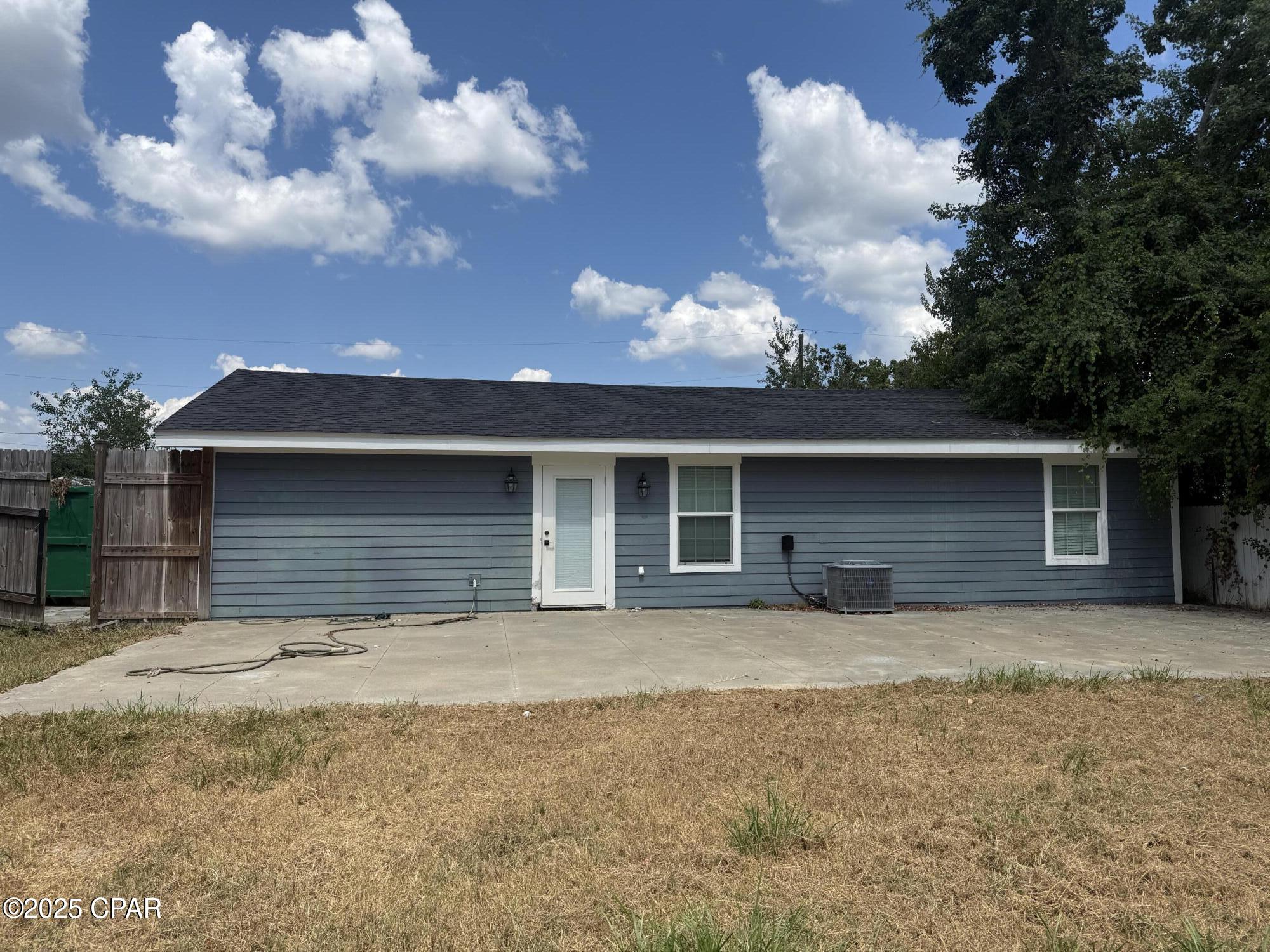 [No Recorded Subdiv] - Residential