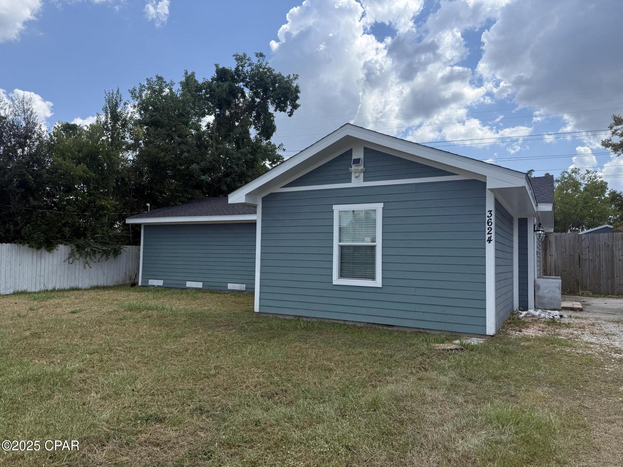 [No Recorded Subdiv] - Residential