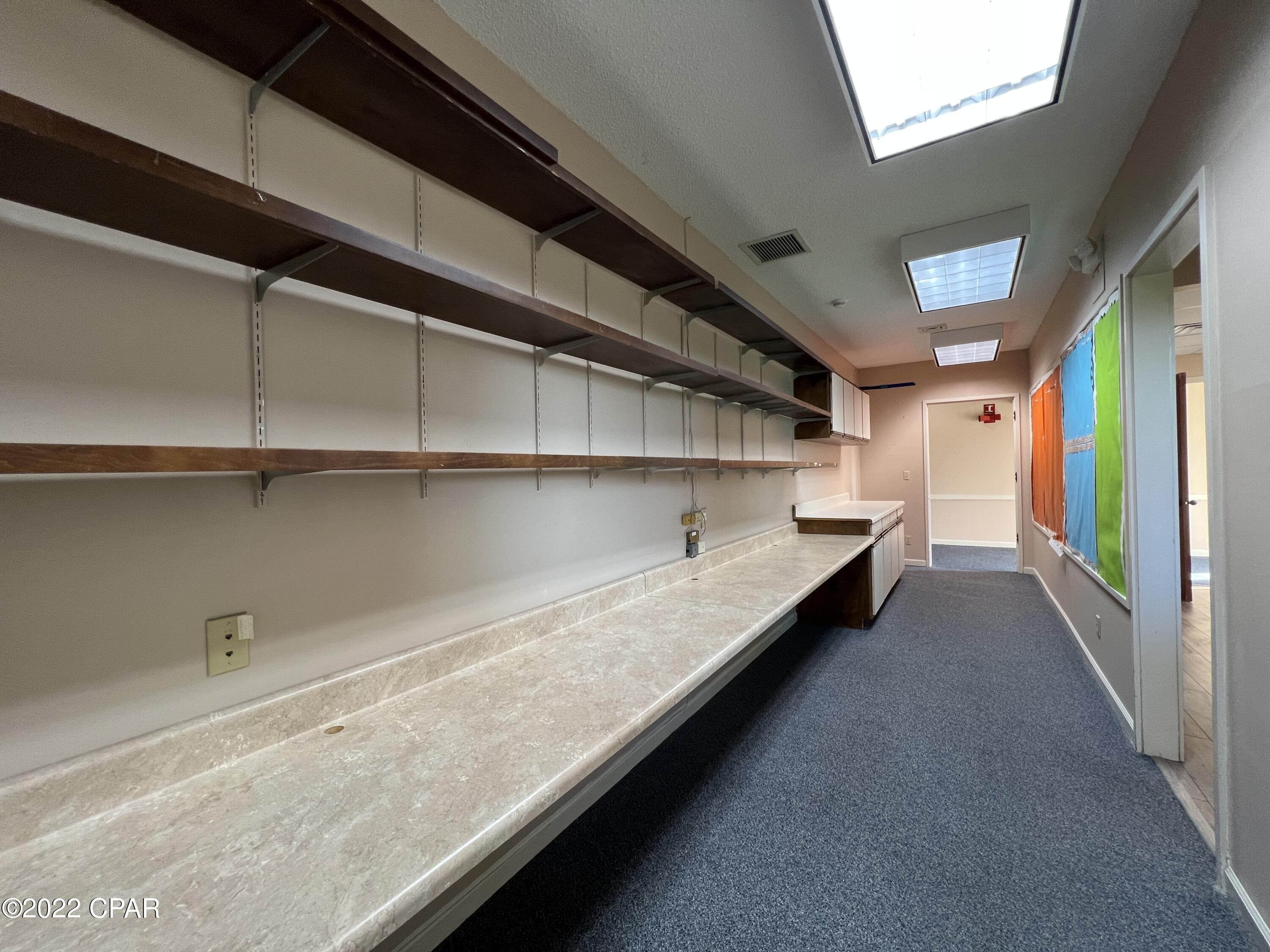 [No Recorded Subdiv] - Commercial Sale