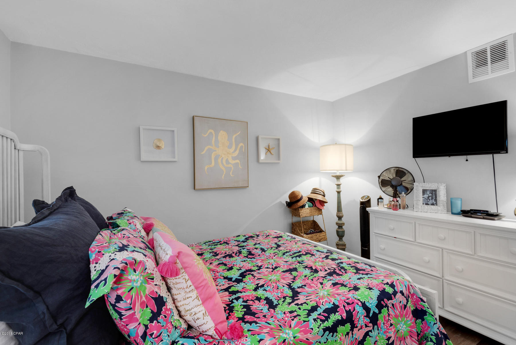 Pinnacle Port - Residential