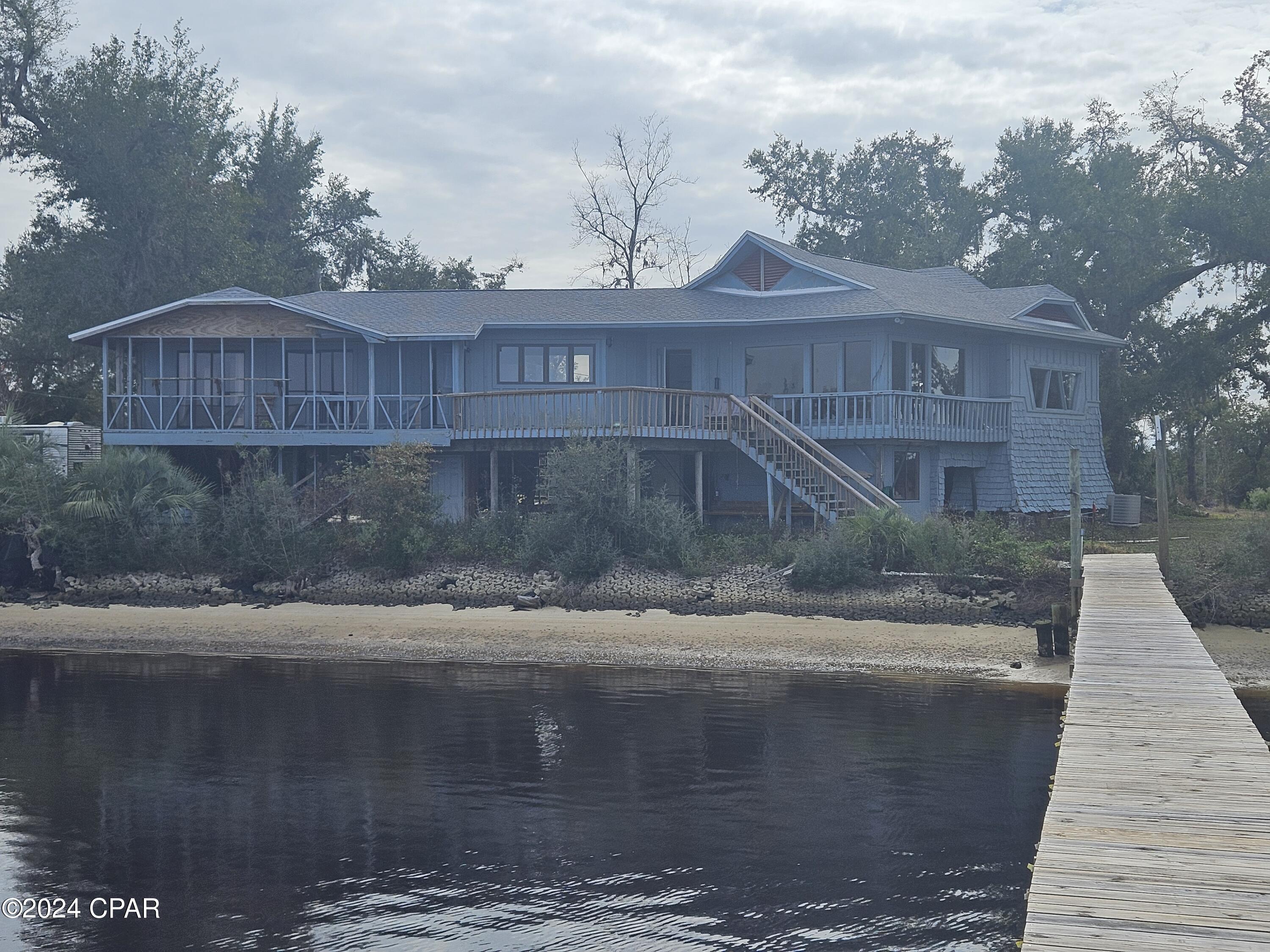 Cooks Bayou Est - Residential
