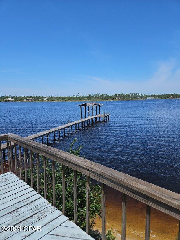 Cooks Bayou Est - Residential