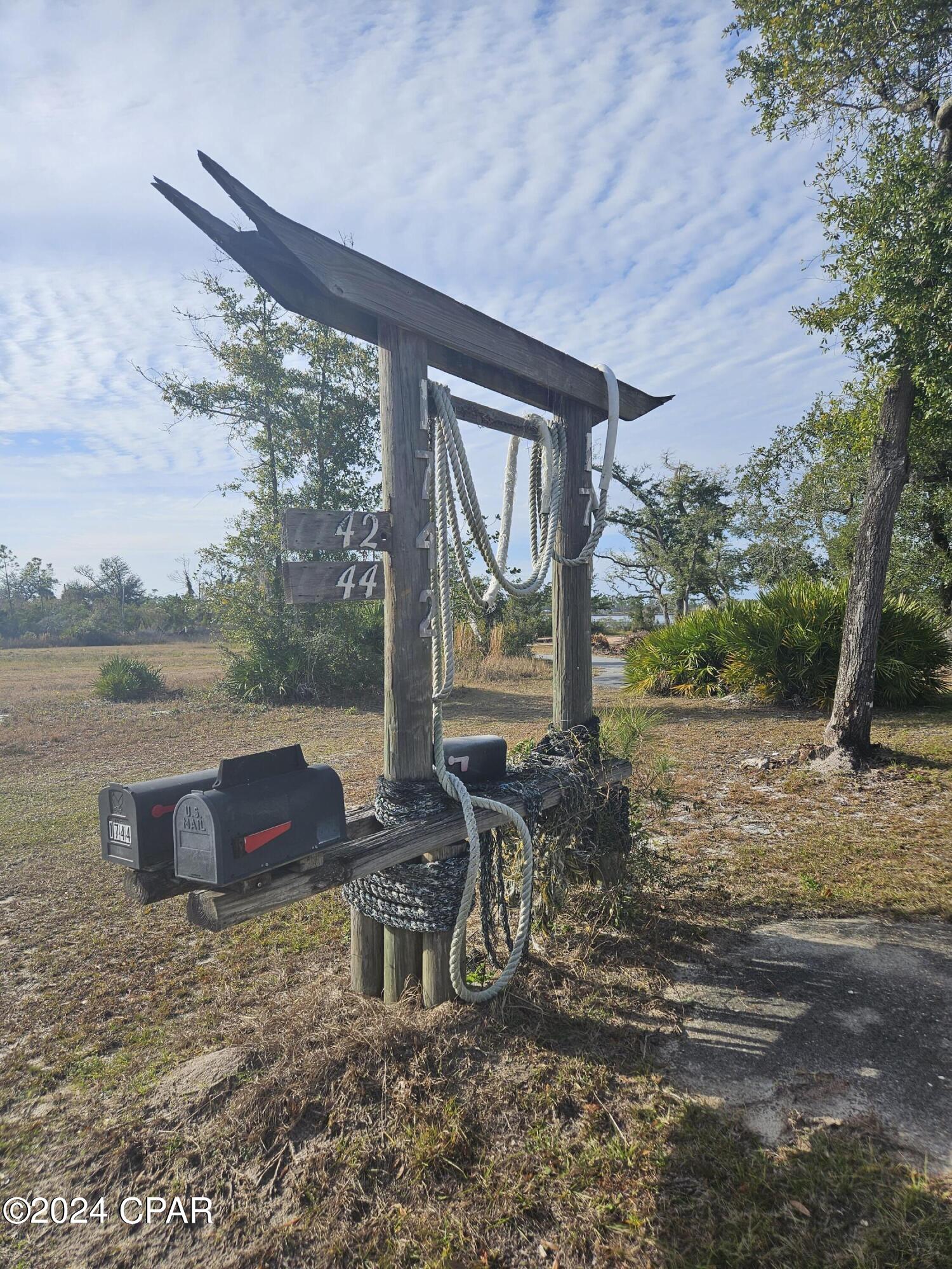 Cooks Bayou Est - Residential