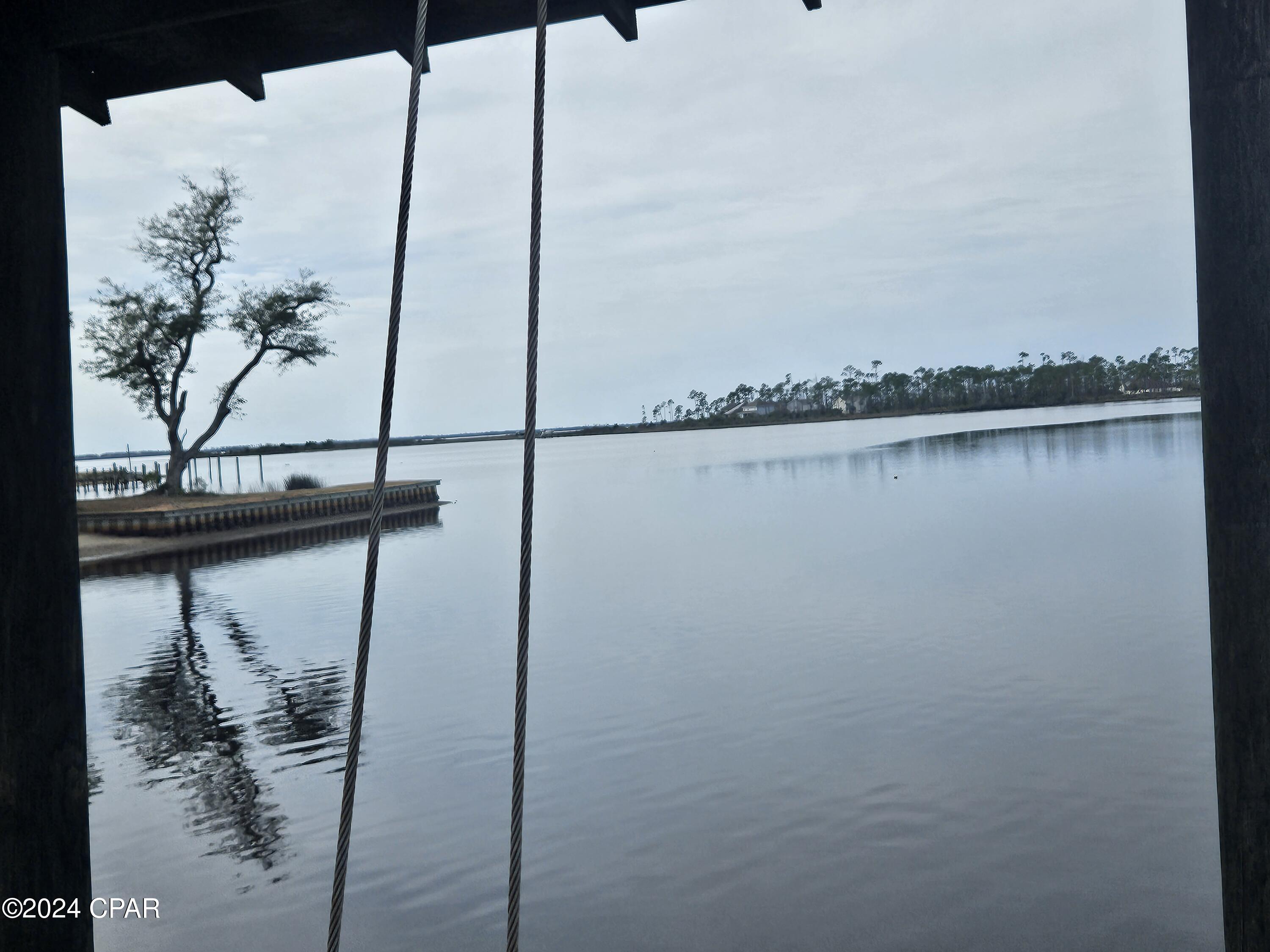 Cooks Bayou Est - Residential