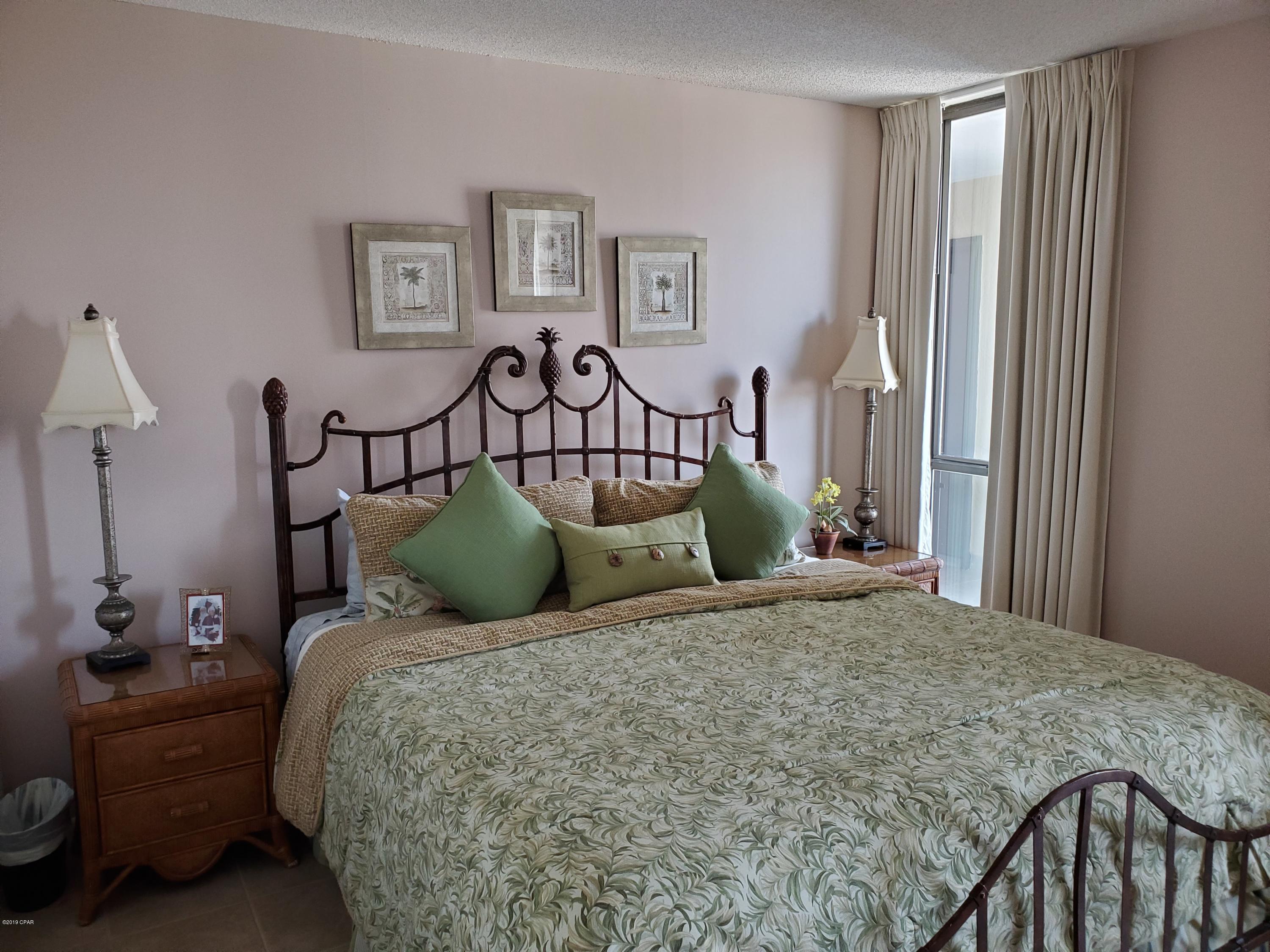 Leeward/Windward Condo - Residential