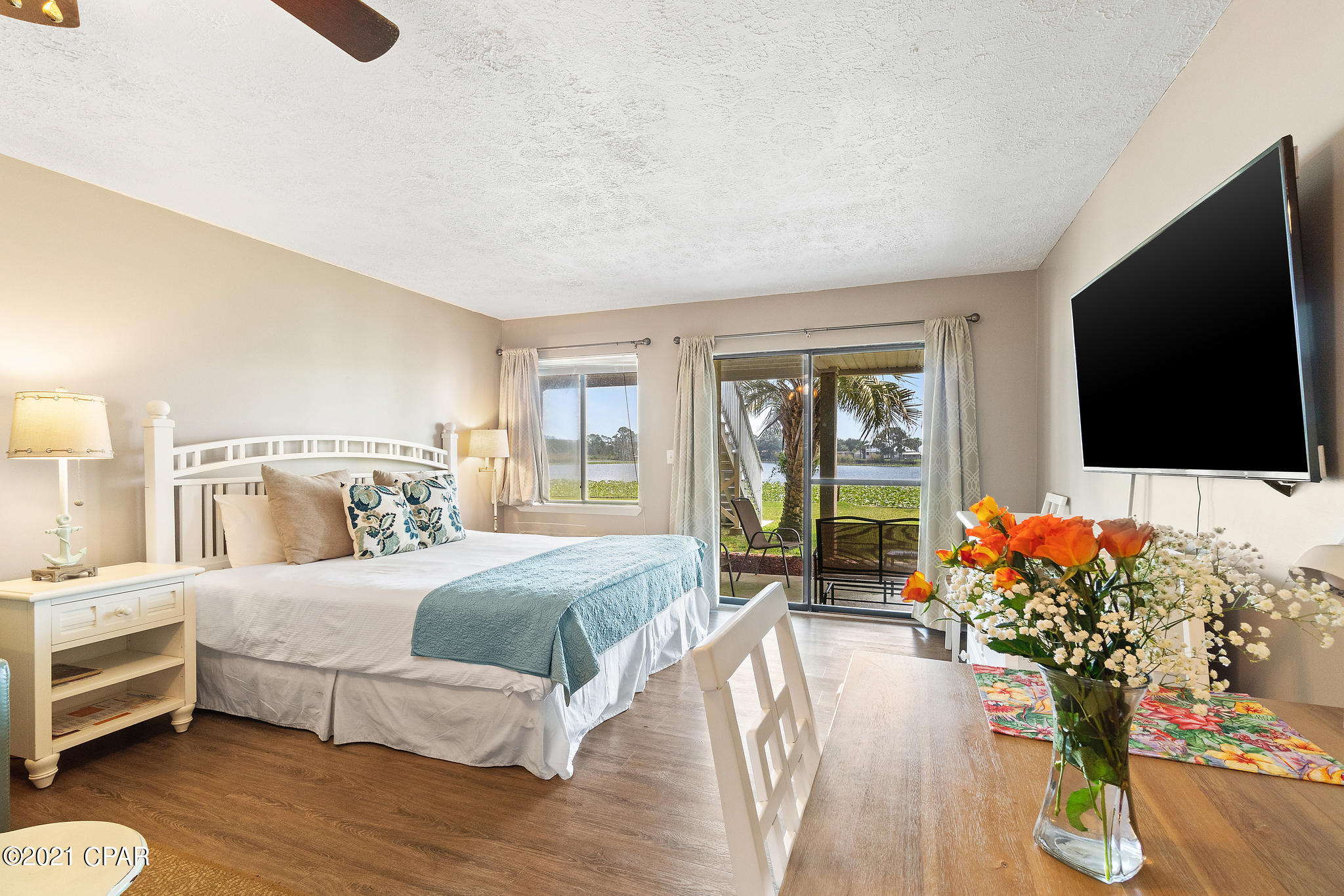 Lullwater Beach - Residential