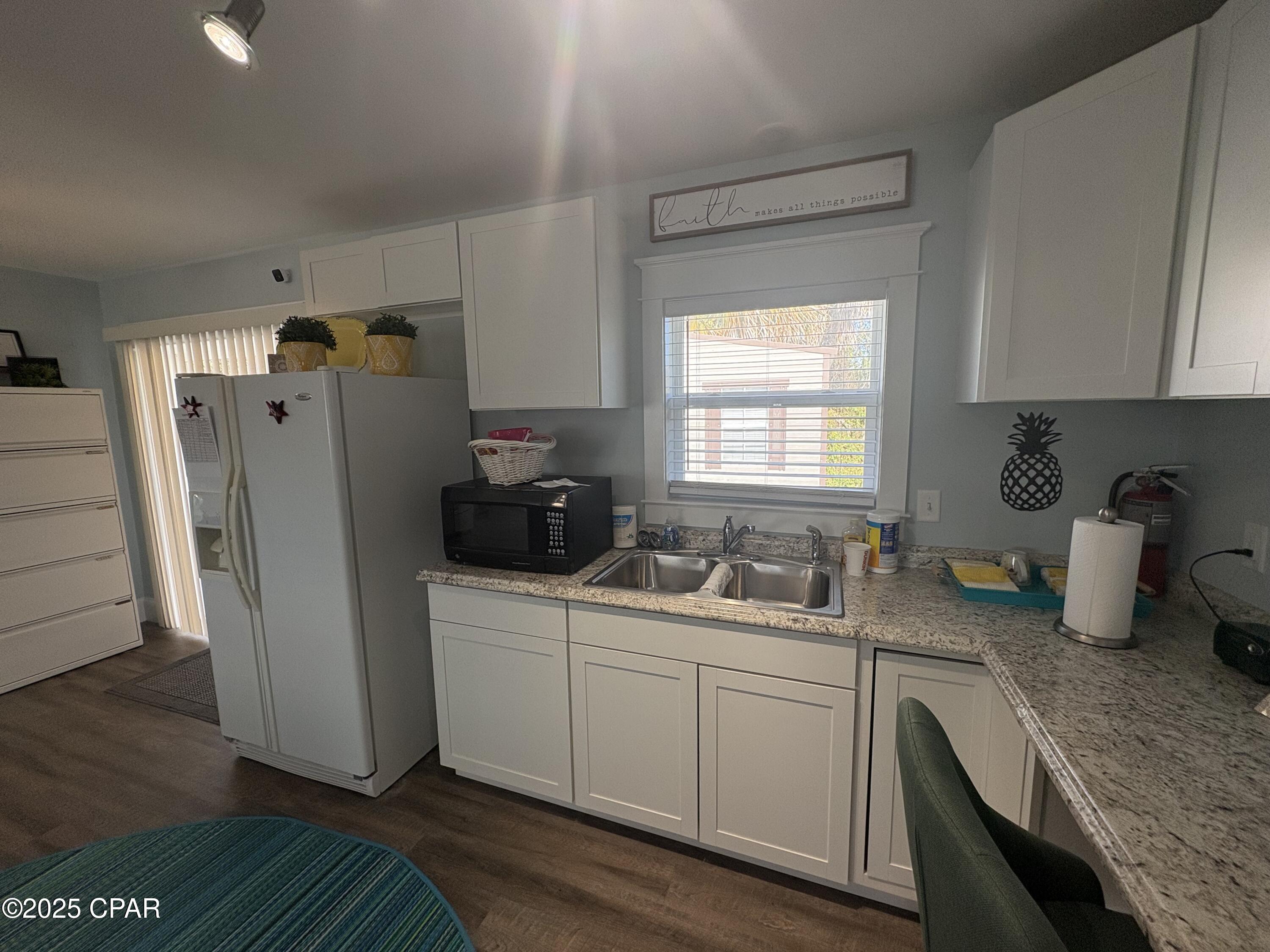 [No Recorded Subdiv] - Commercial Sale