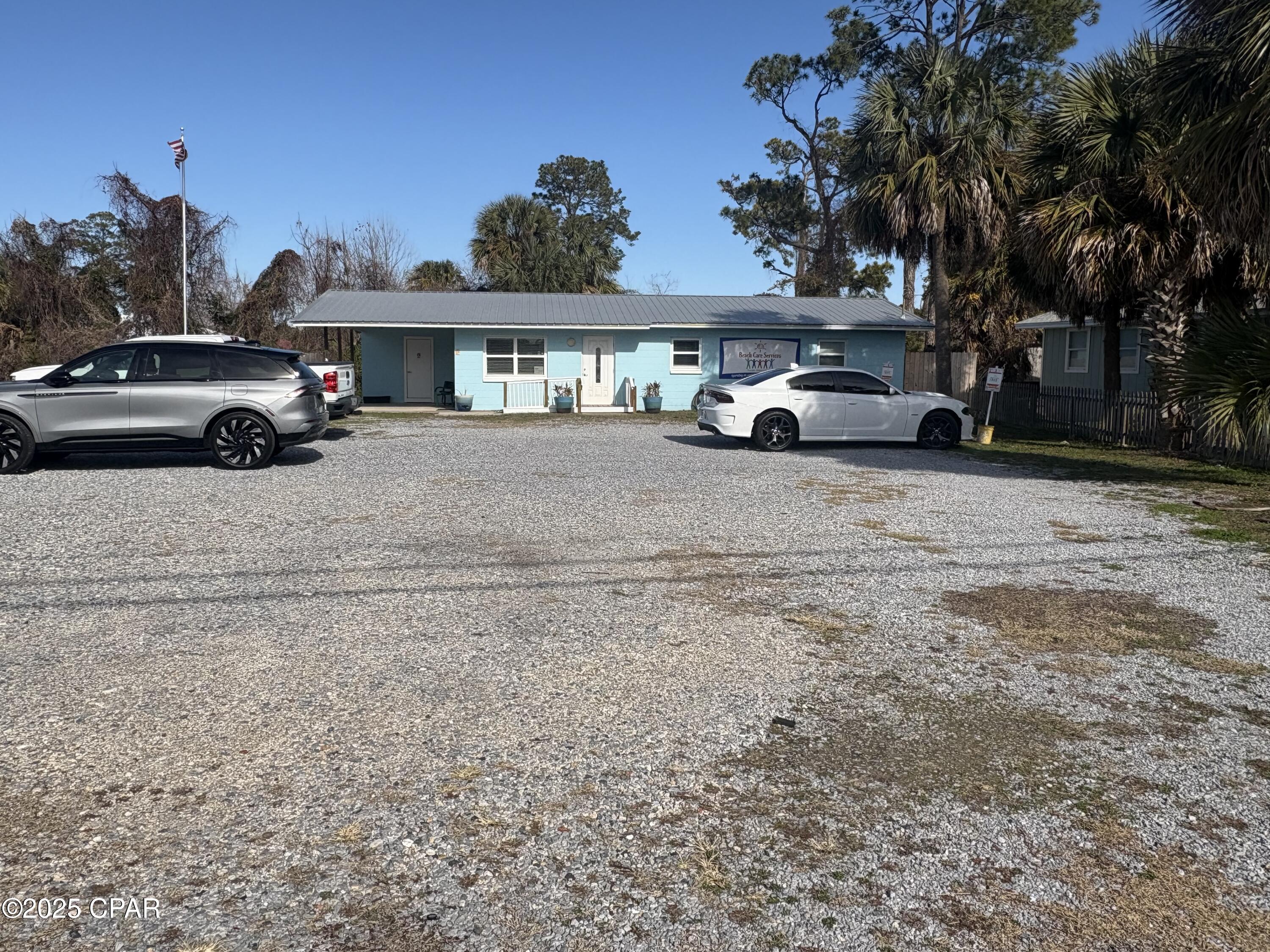 [No Recorded Subdiv] - Commercial Sale