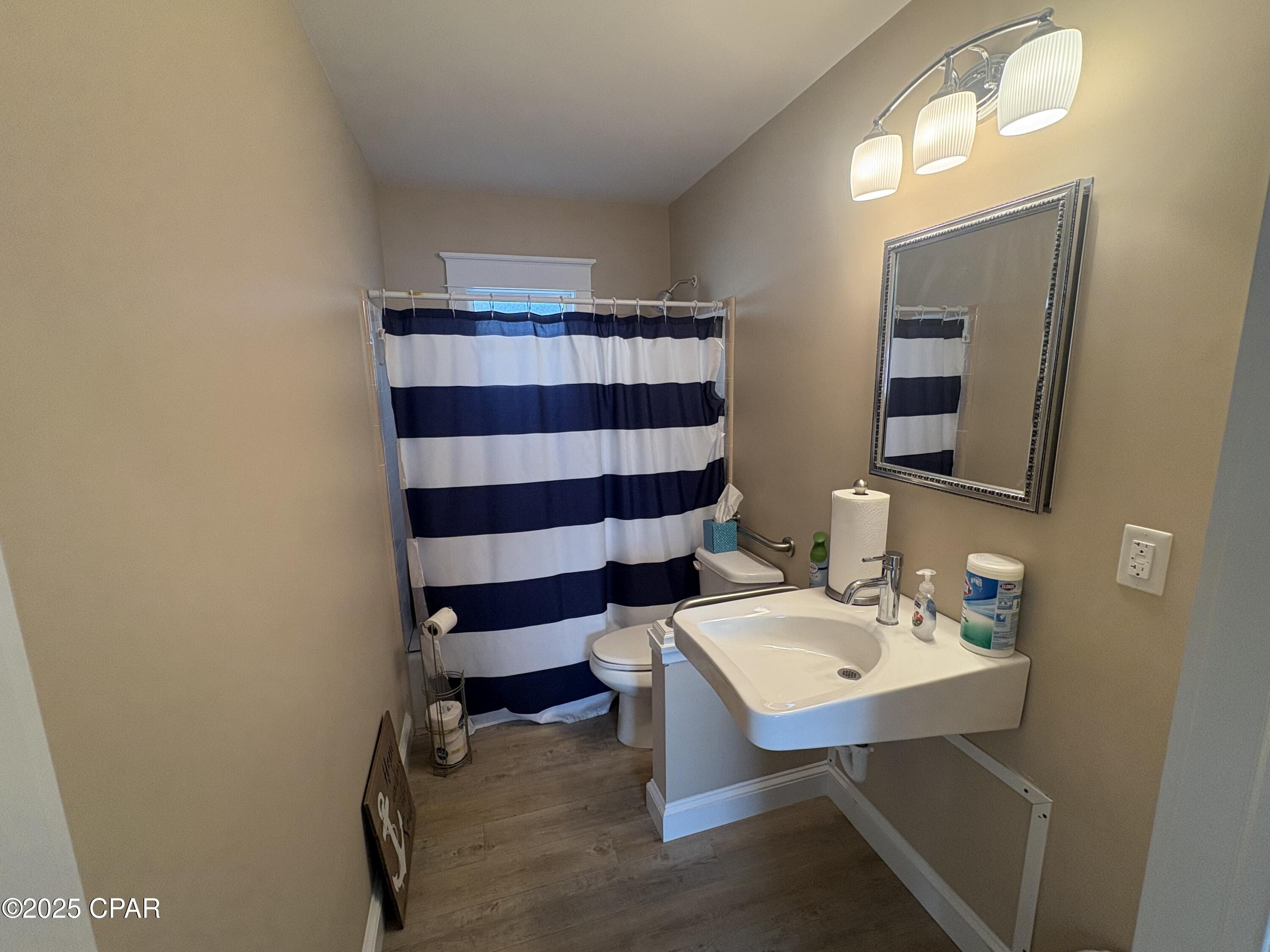 [No Recorded Subdiv] - Commercial Sale