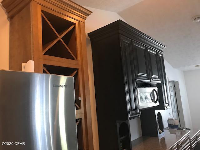 North Lagoon Oaks - Residential