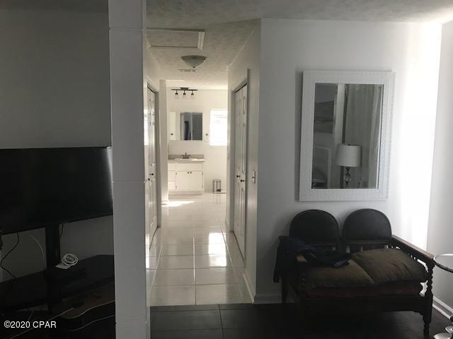 North Lagoon Oaks - Residential