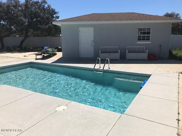 North Lagoon Oaks - Residential