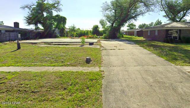 Lannie Rowe Lake Ests - Land