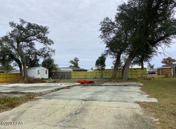 Lannie Rowe Lake Ests - Land