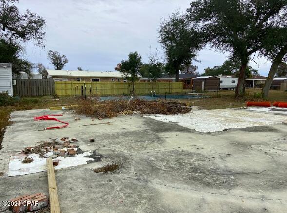 Lannie Rowe Lake Ests - Land