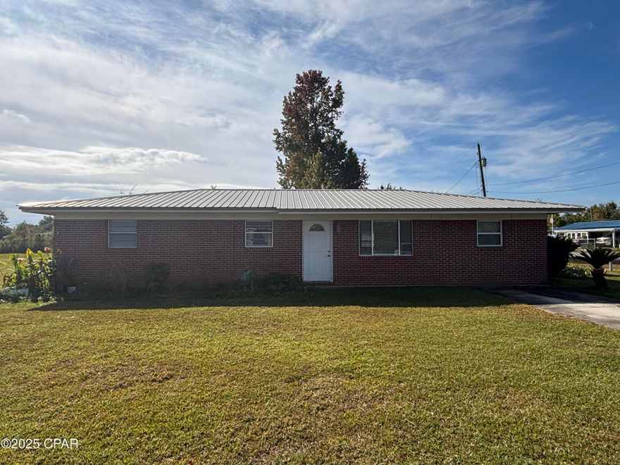 Very nice 3/2 with stainless appliances, granite counters, LVP flooring, extra large walk-in master closet & laundry room, extra parking. Separate storage shed & workshop. Pets negotiable, restrictions & pet deposit apply.