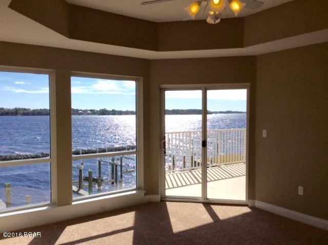 Marina Bay Condo - Residential