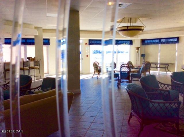 Marina Bay Condo - Residential