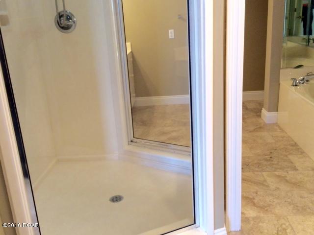 Marina Bay Condo - Residential