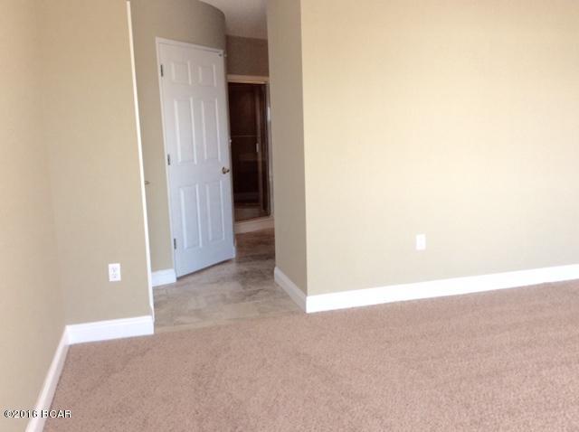 Marina Bay Condo - Residential