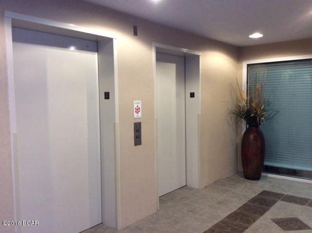 Marina Bay Condo - Residential