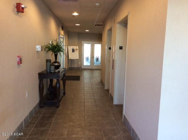 Marina Bay Condo - Residential