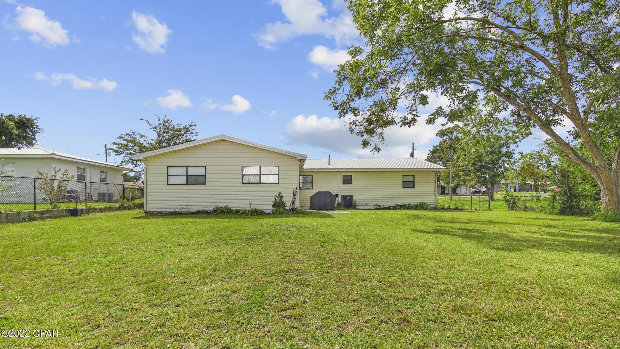 Lannie Rowe Lake Ests - Residential