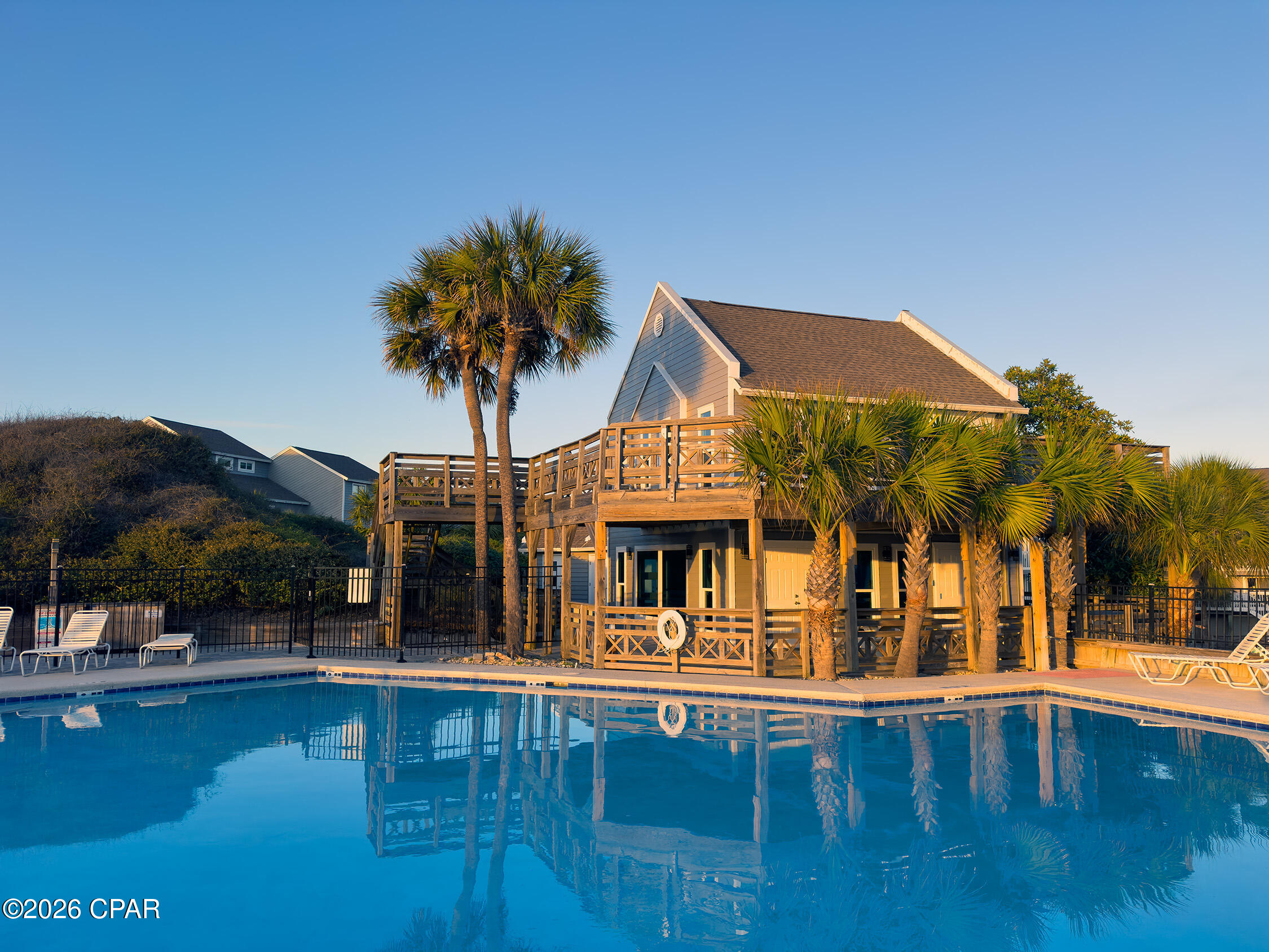 Barrier Dunes - Residential