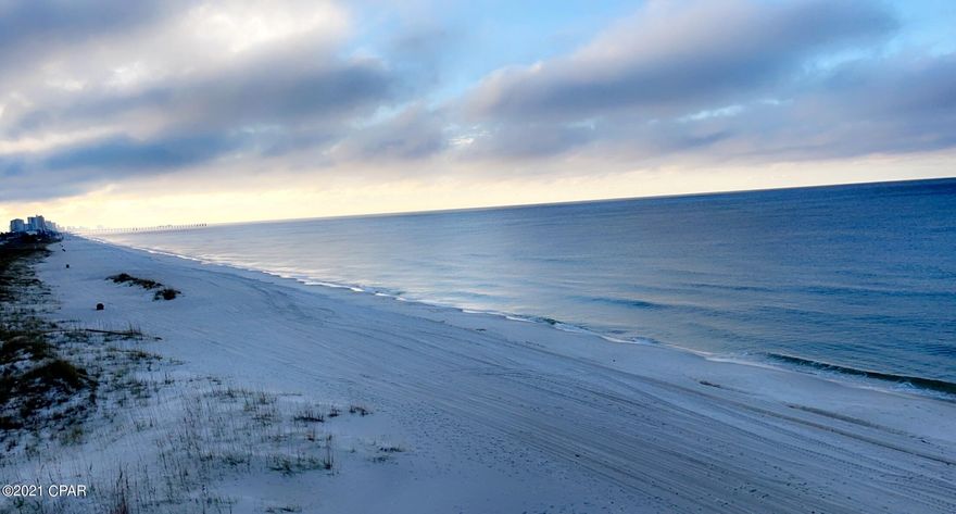 'CURRENTLY UNDER CONTRACT, SELLER ACCEPTING BACKUP OFFERS' Motivated seller, Beautifully remolded studio with everything new in 2020, that incudes counters, Appliance's, bed, couch, vanity and much more. The AC/Heater unit was replaced in 2018. There is no unit  above this one so no sliding furniture or foot steps to worry about.  This unit is a must see and will not last long.