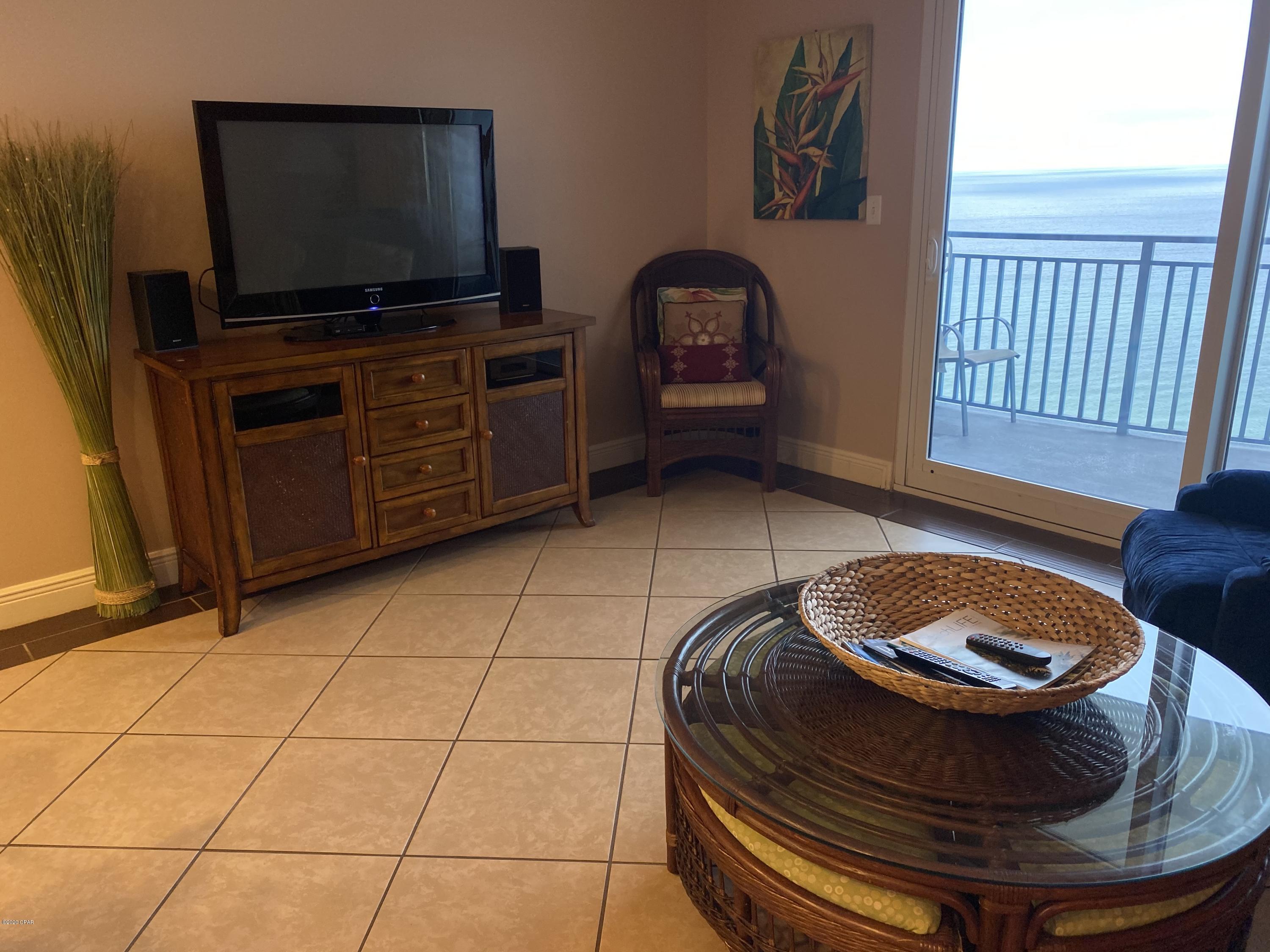 Sterling Breeze - Residential