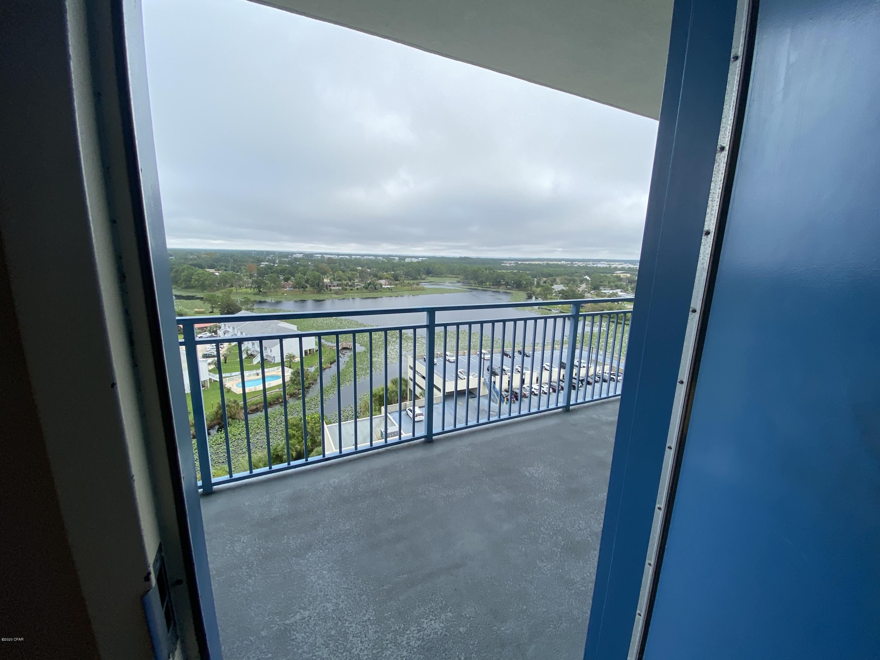 Sterling Breeze - Residential