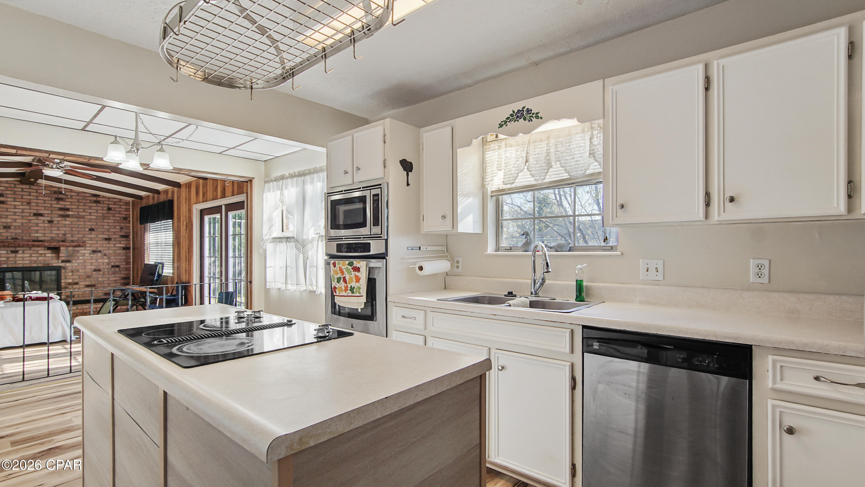 Venetian Villa - Residential