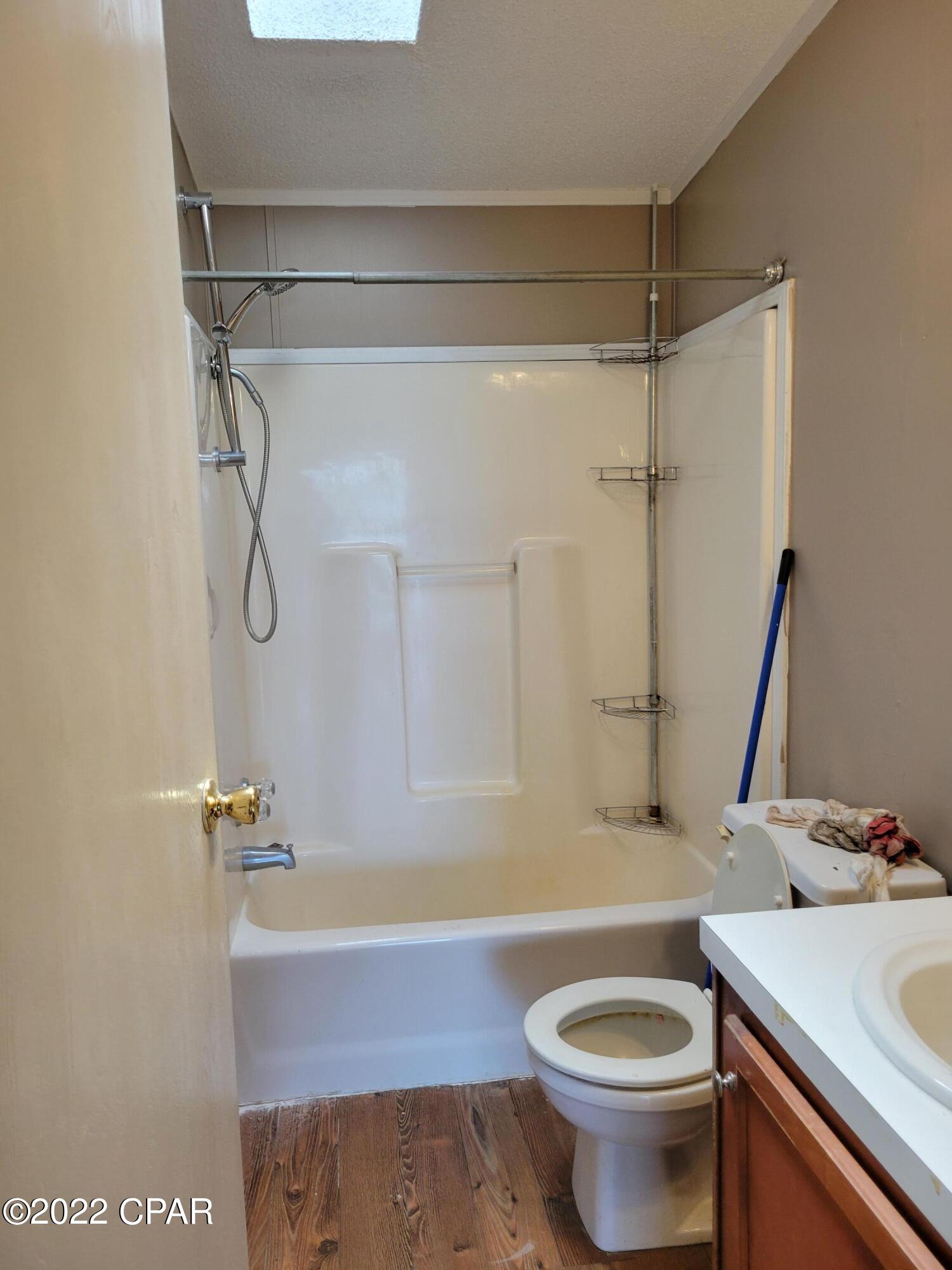 Leisure Lakes - Residential