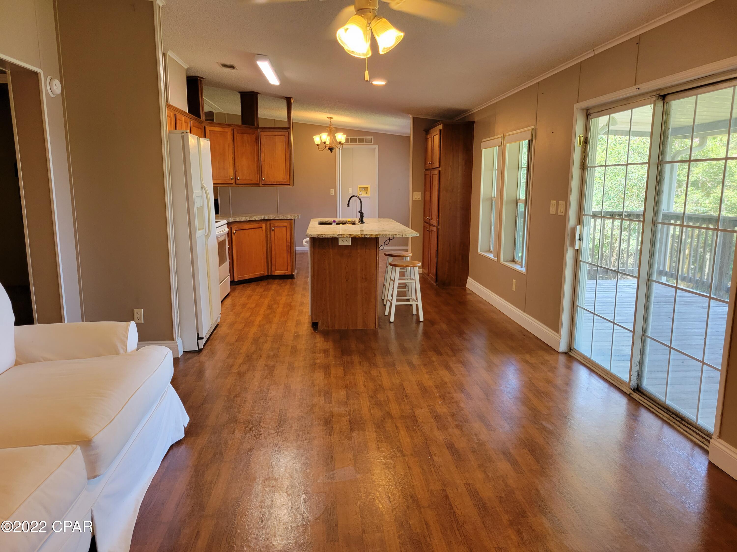 Leisure Lakes - Residential