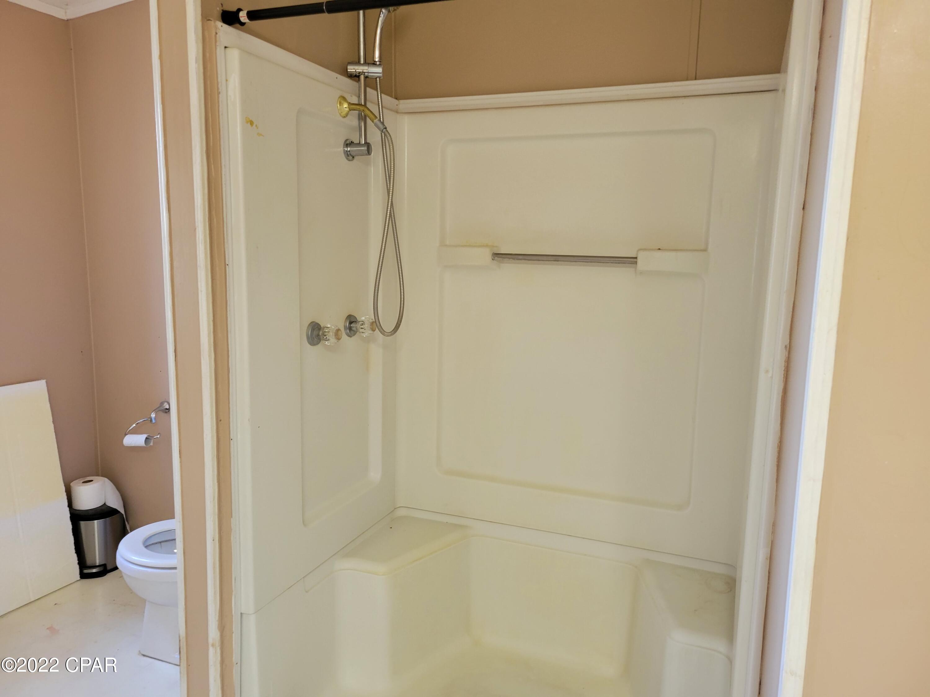 Leisure Lakes - Residential