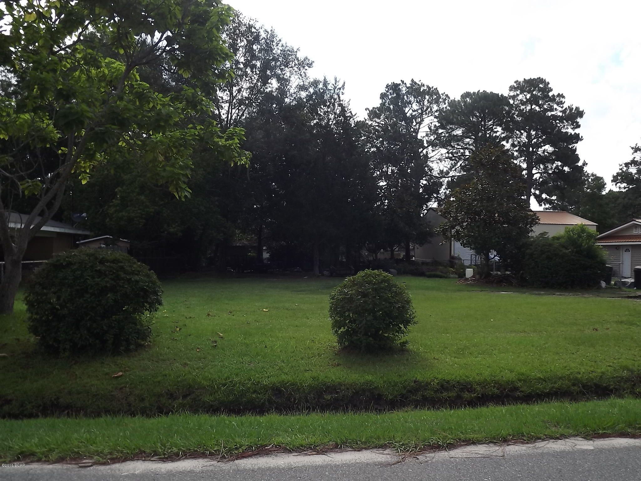 Sheffields 2nd - Land