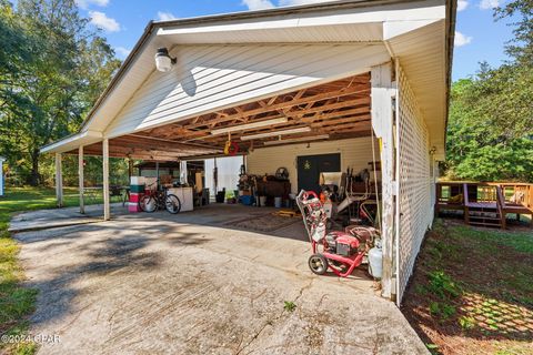 A home in Caryville