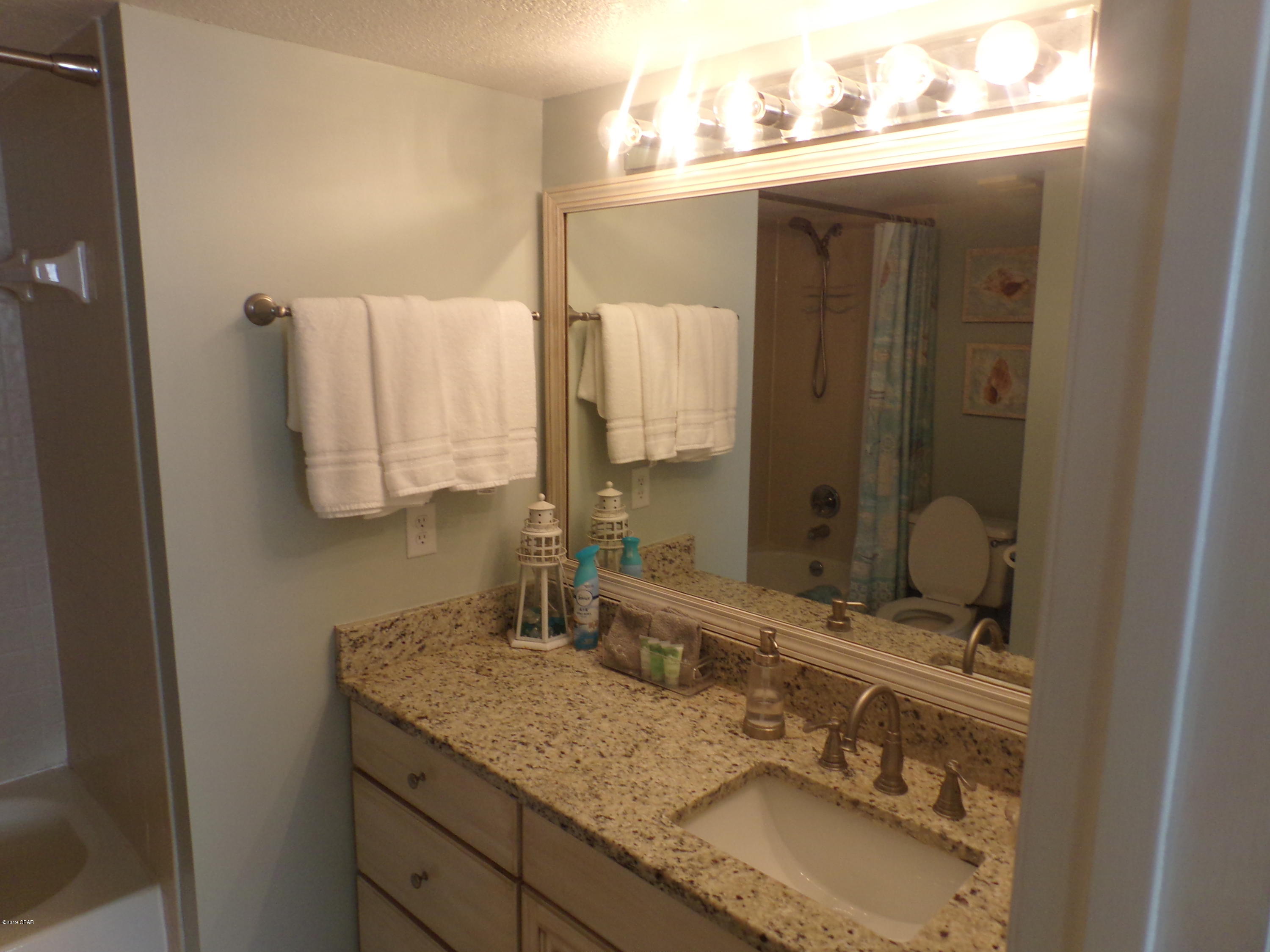 Summerhouse Condo. - Residential