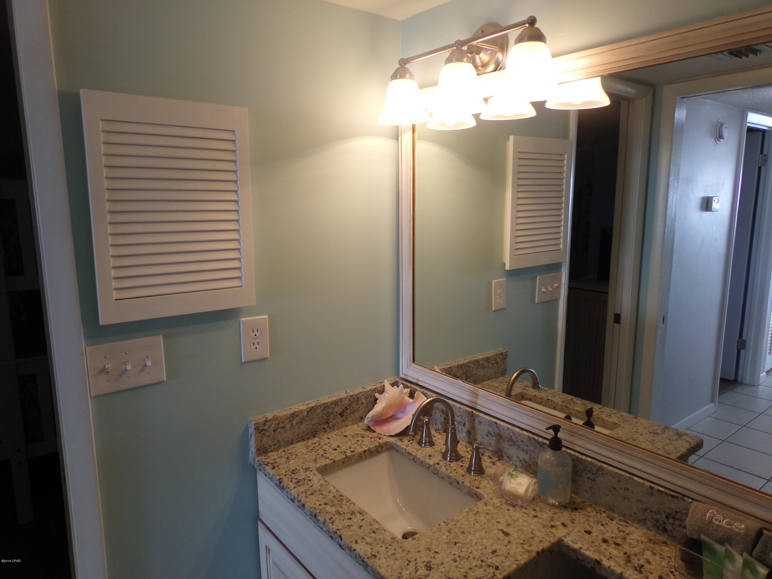 Summerhouse Condo. - Residential