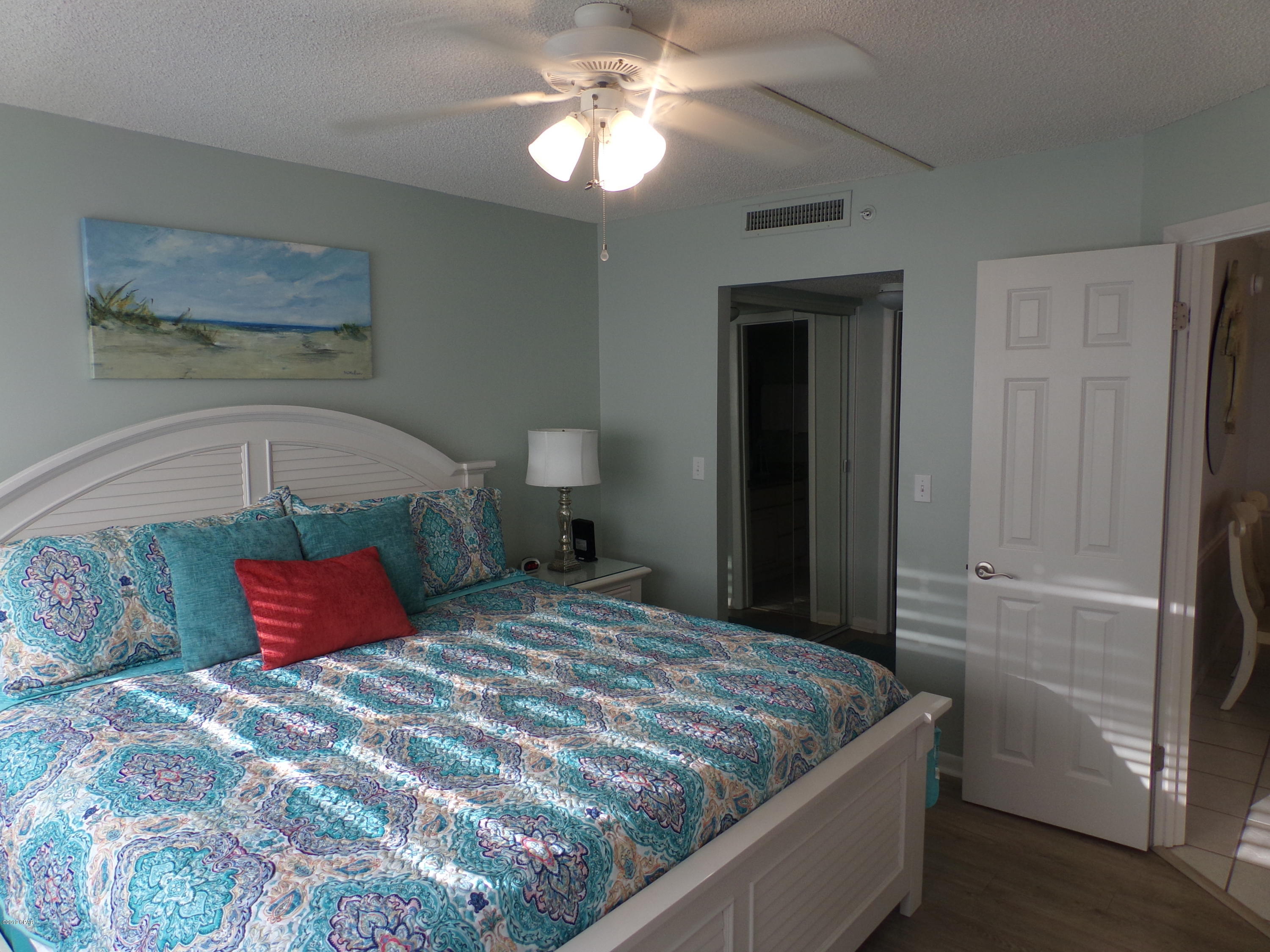 Summerhouse Condo. - Residential