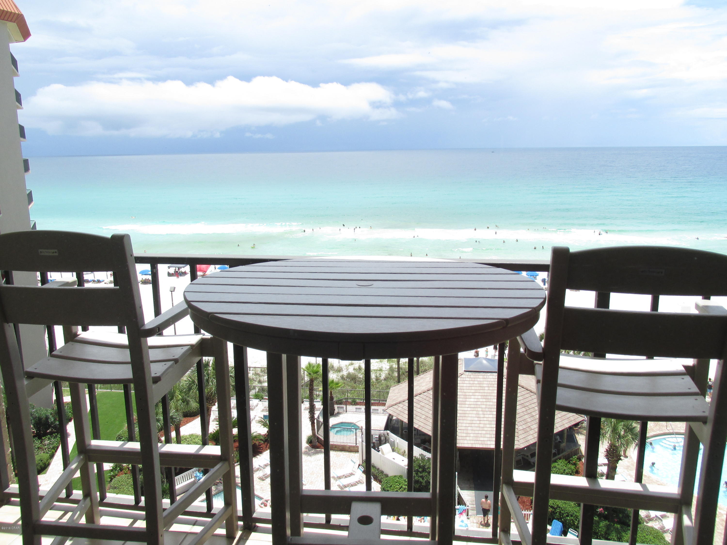 Summerhouse Condo. - Residential