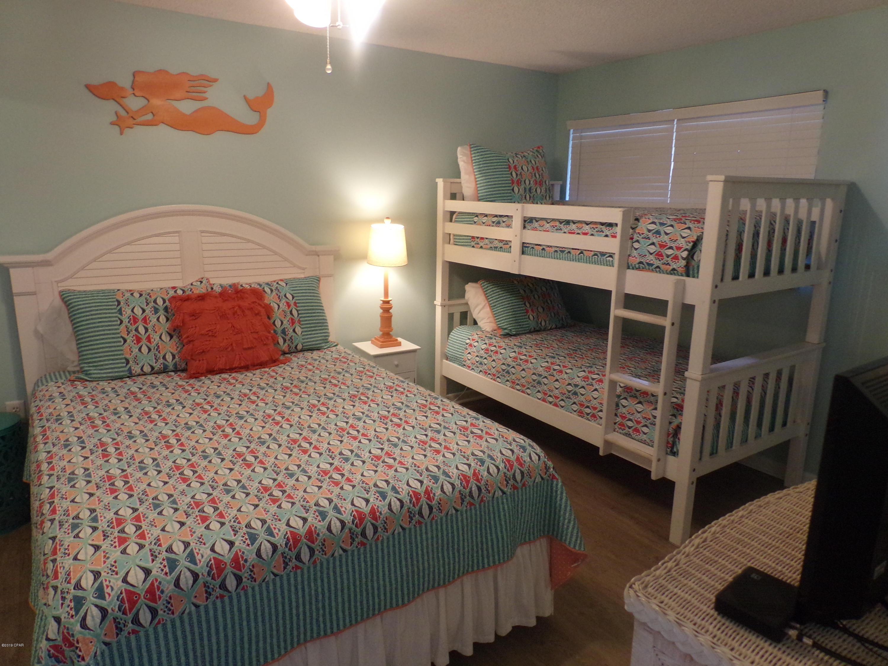 Summerhouse Condo. - Residential