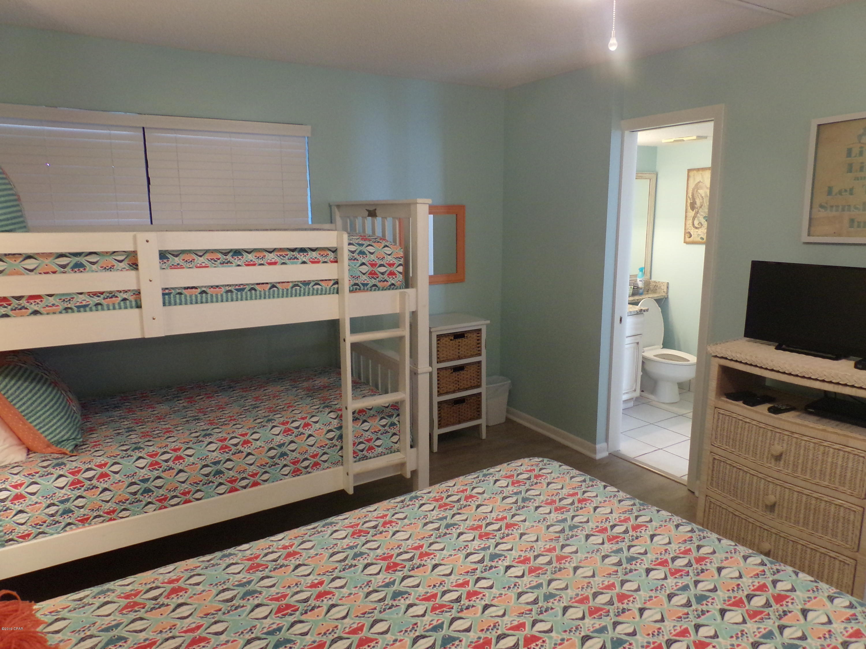 Summerhouse Condo. - Residential