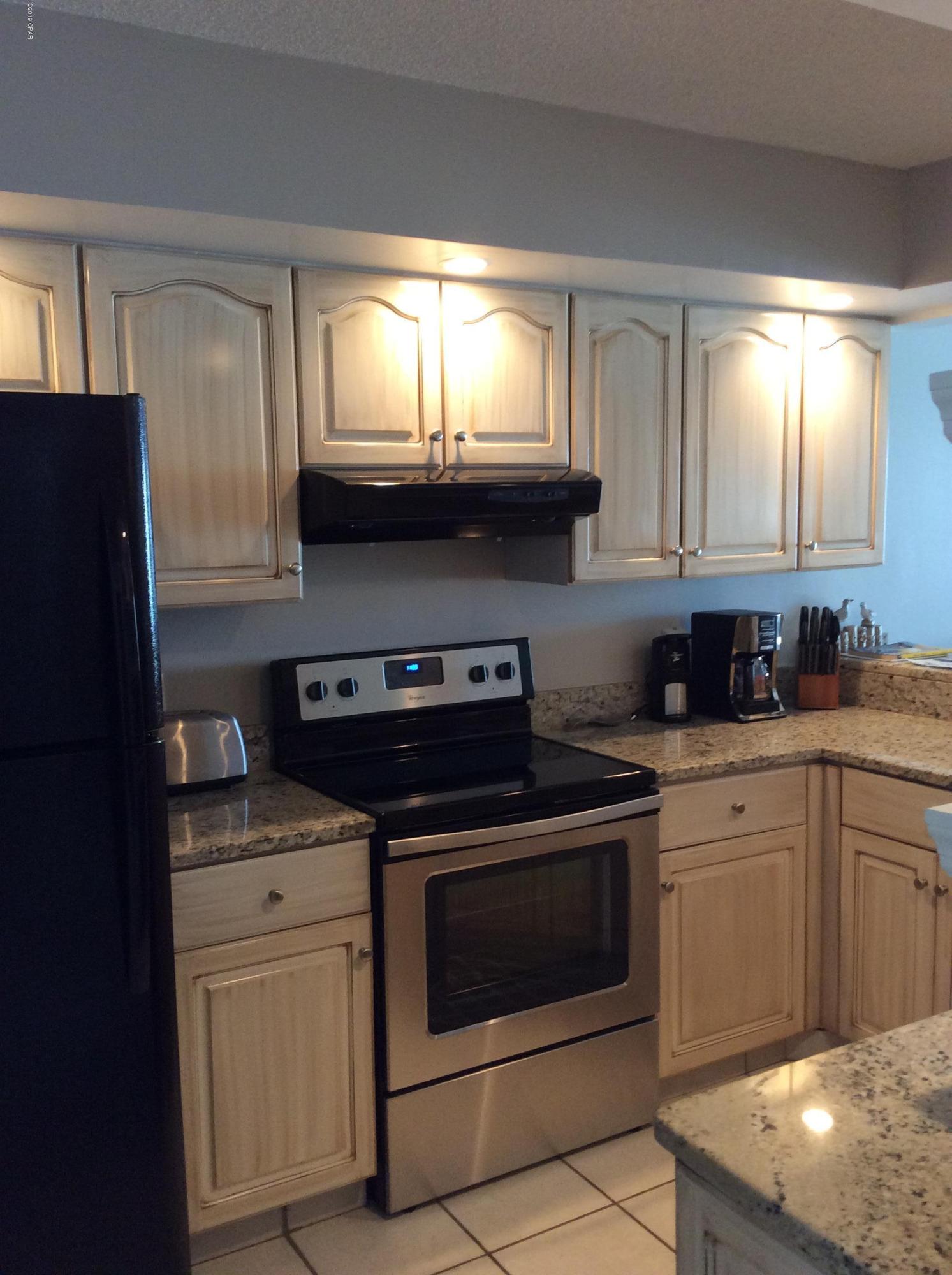 Summerhouse Condo. - Residential