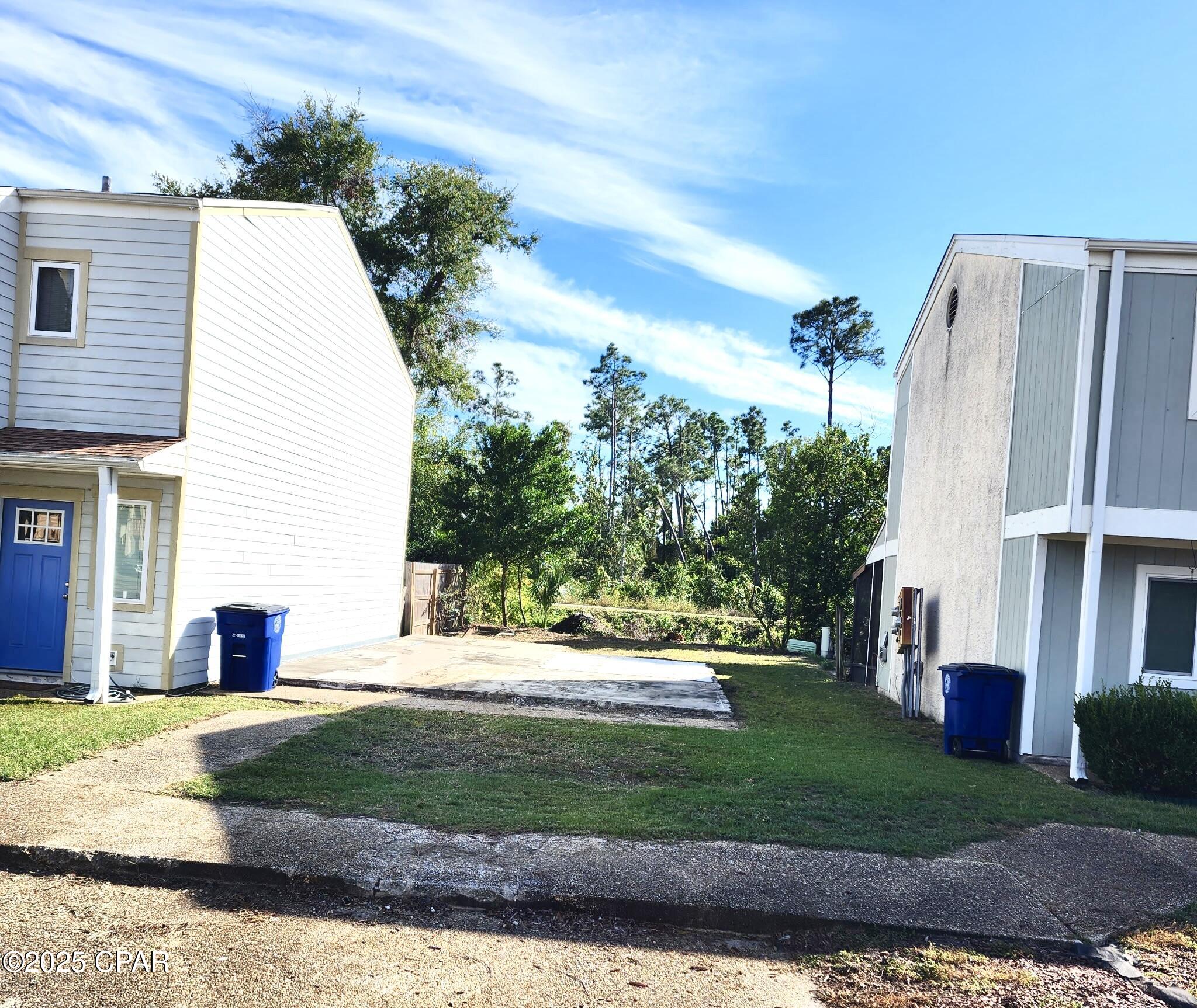 Venetian Villa - Land