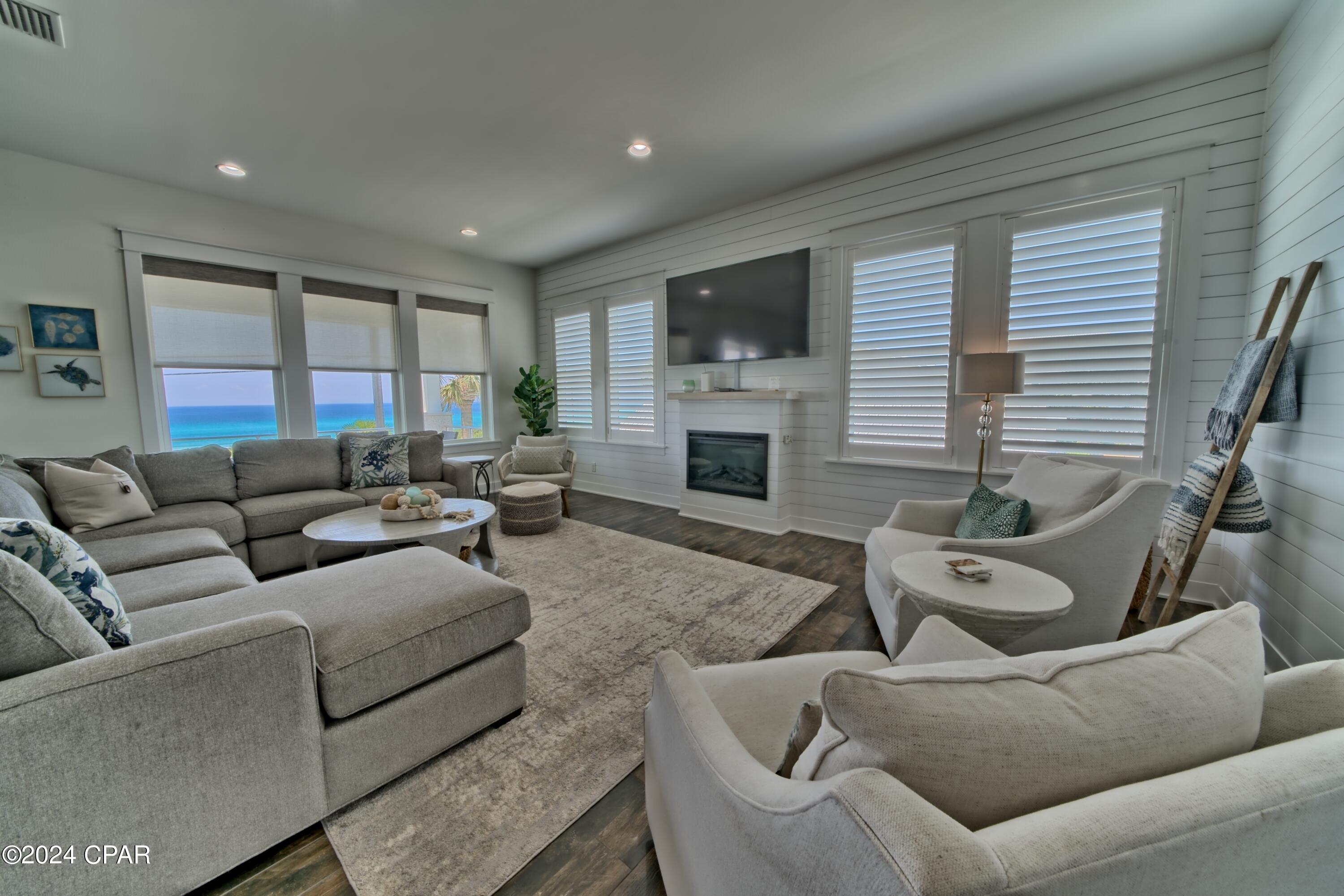 21222 Front Beach Road