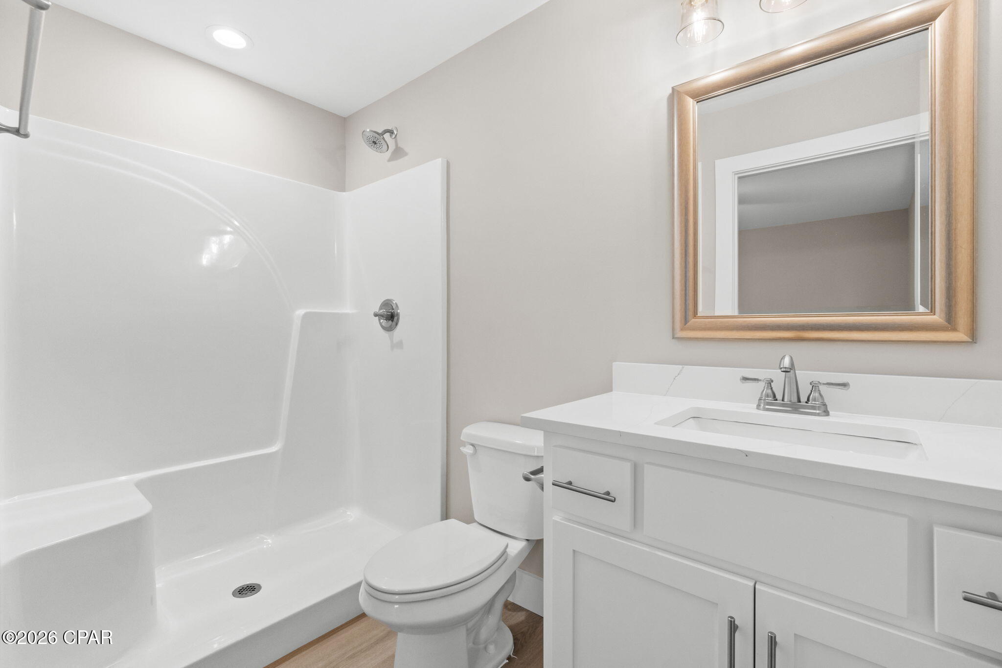 Pine Orchards Hgts 1st Add - Residential