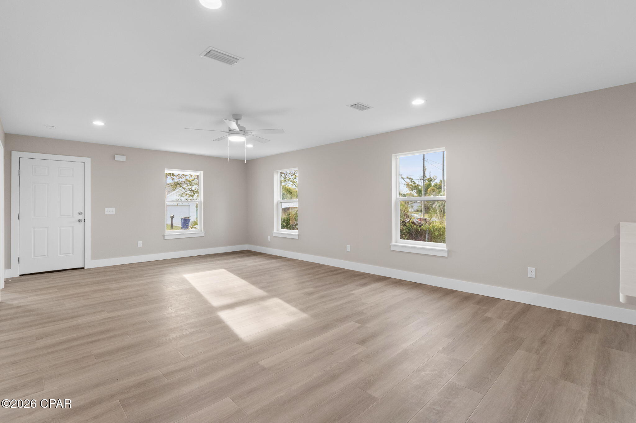 Pine Orchards Hgts 1st Add - Residential