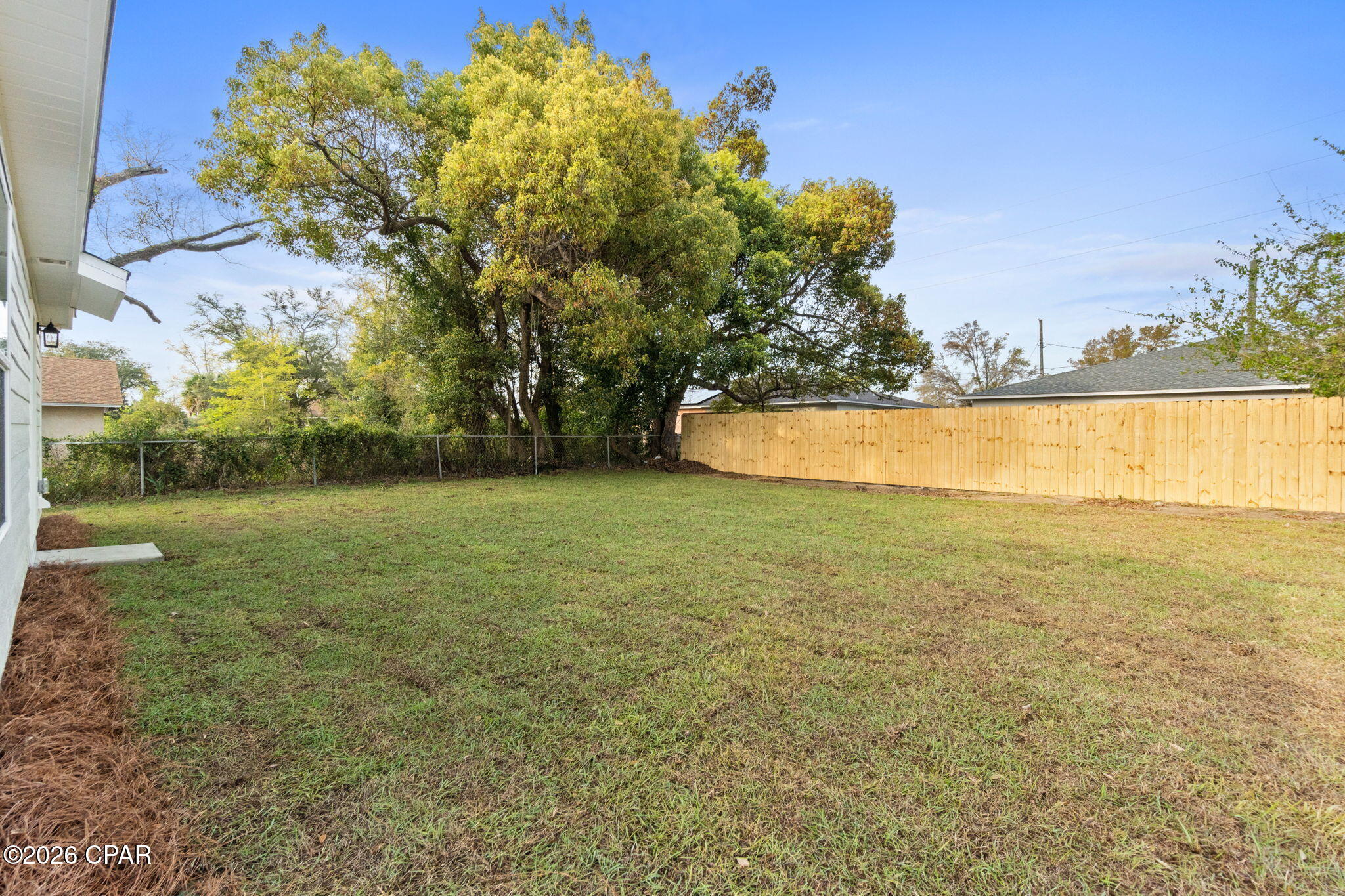 Pine Orchards Hgts 1st Add - Residential